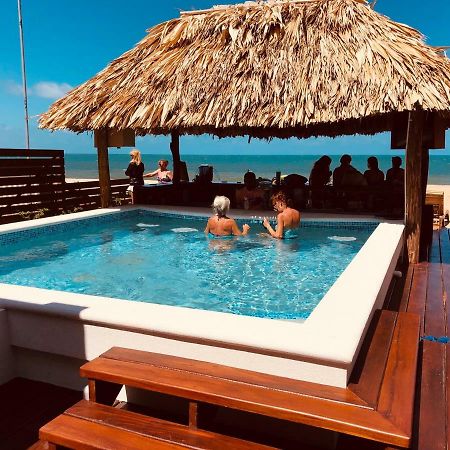Ocean Breeze Hotel Placencia Екстериор снимка