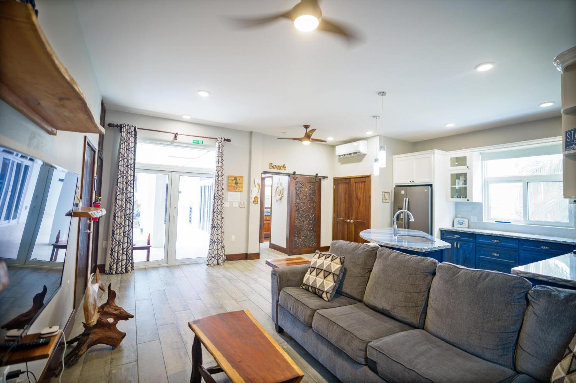 Ocean Breeze Hotel Placencia Екстериор снимка