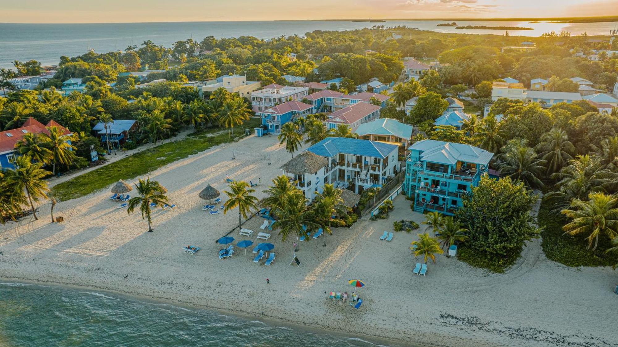 Ocean Breeze Hotel Placencia Екстериор снимка