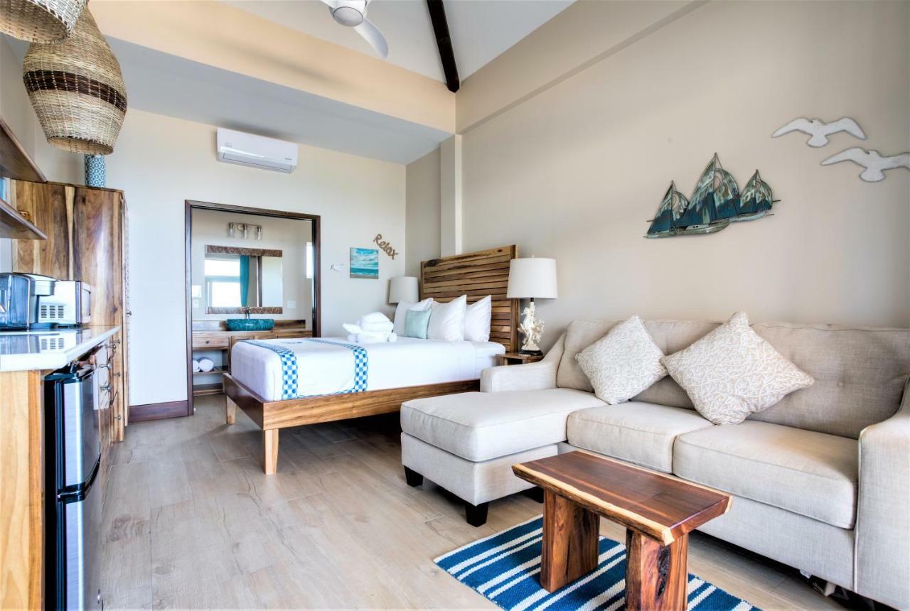 Ocean Breeze Hotel Placencia Екстериор снимка